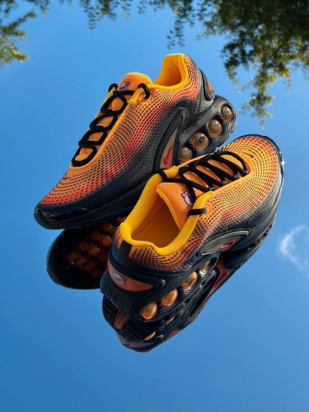Nike Air Max DN Laser Orange - EU 39