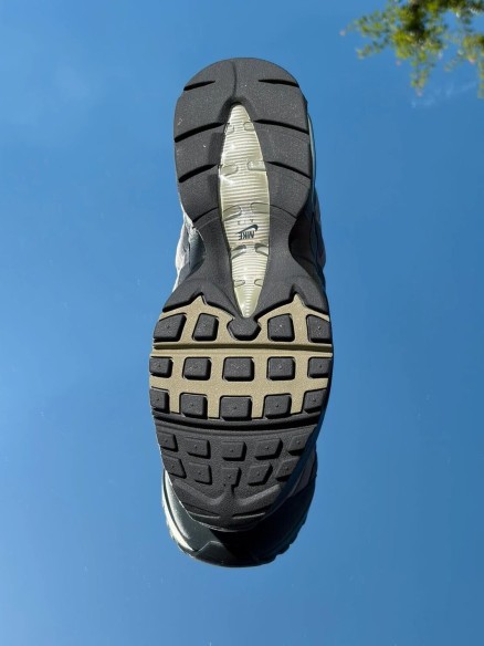 Nike Air Max 95 Big Bubble Black Medium Olive White - EU 42