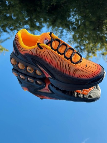 Nike Air Max DN Laser Orange - EU 39