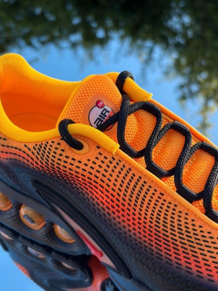 Nike Air Max DN Laser Orange - EU 39