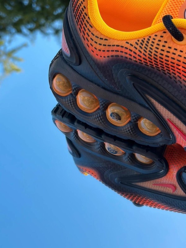 Nike Air Max DN Laser Orange - EU 39 2