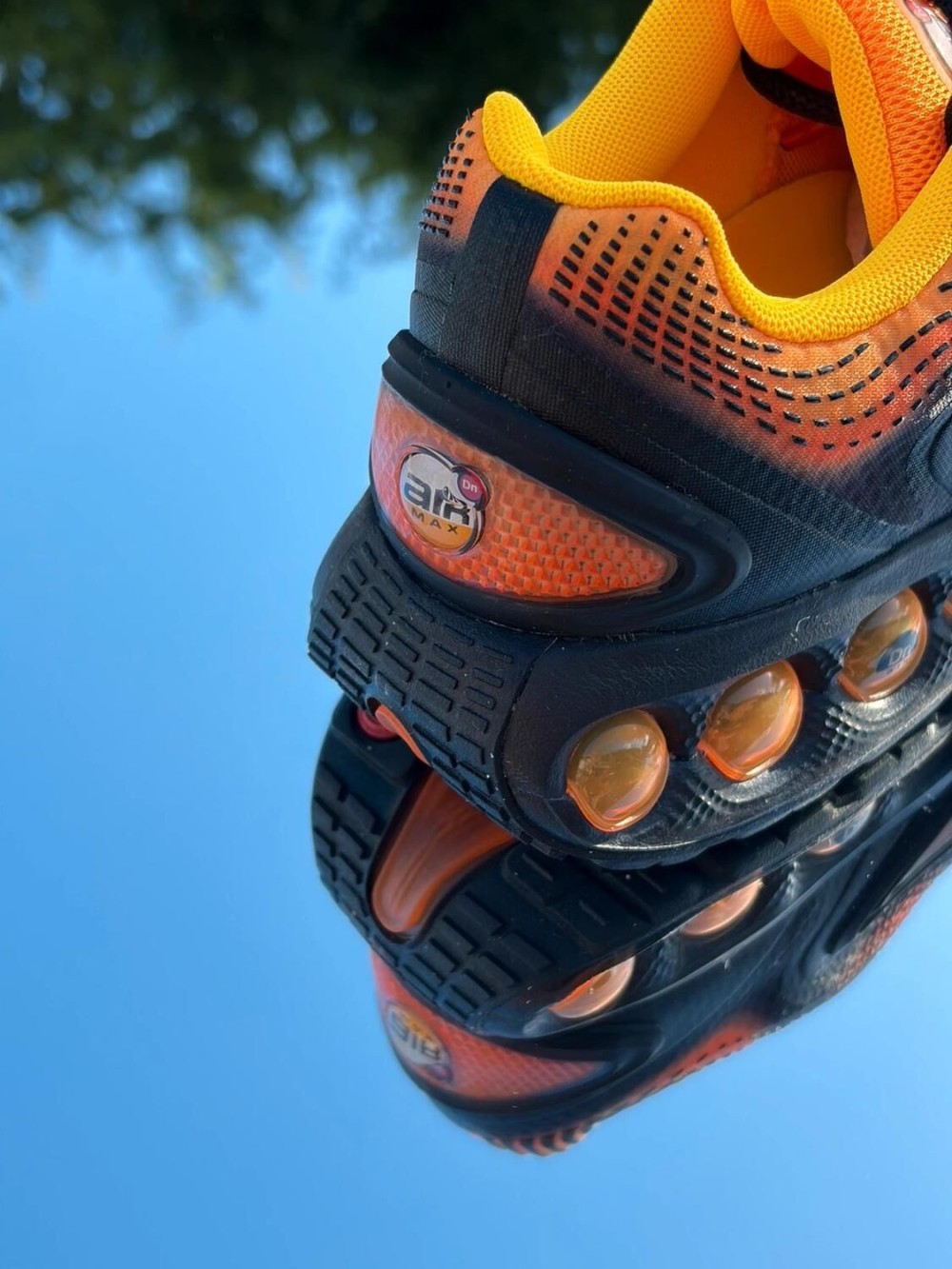 Nike Air Max DN Laser Orange - EU 39
