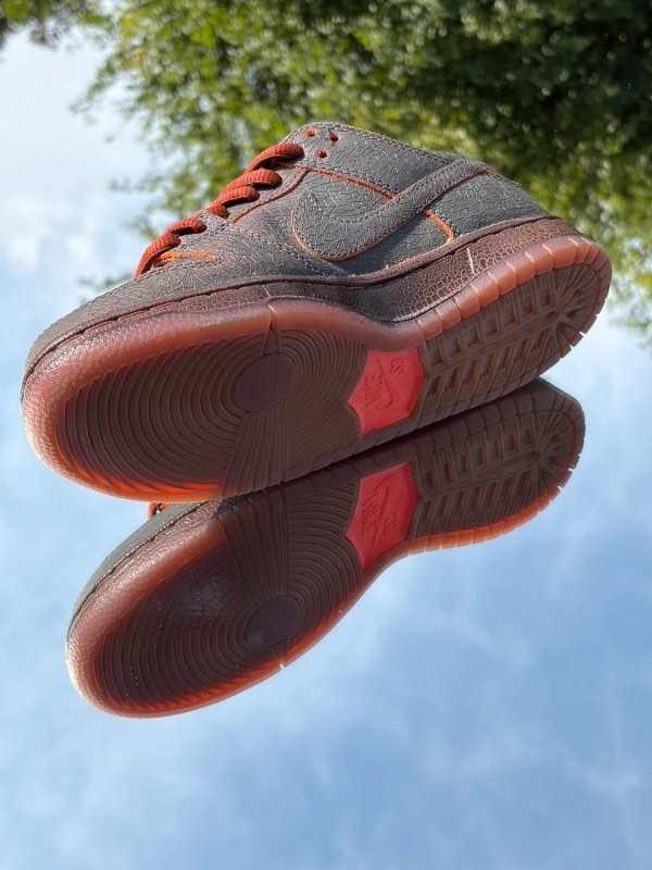 Nike SB Dunk Low Krampus - EU 36,5 2