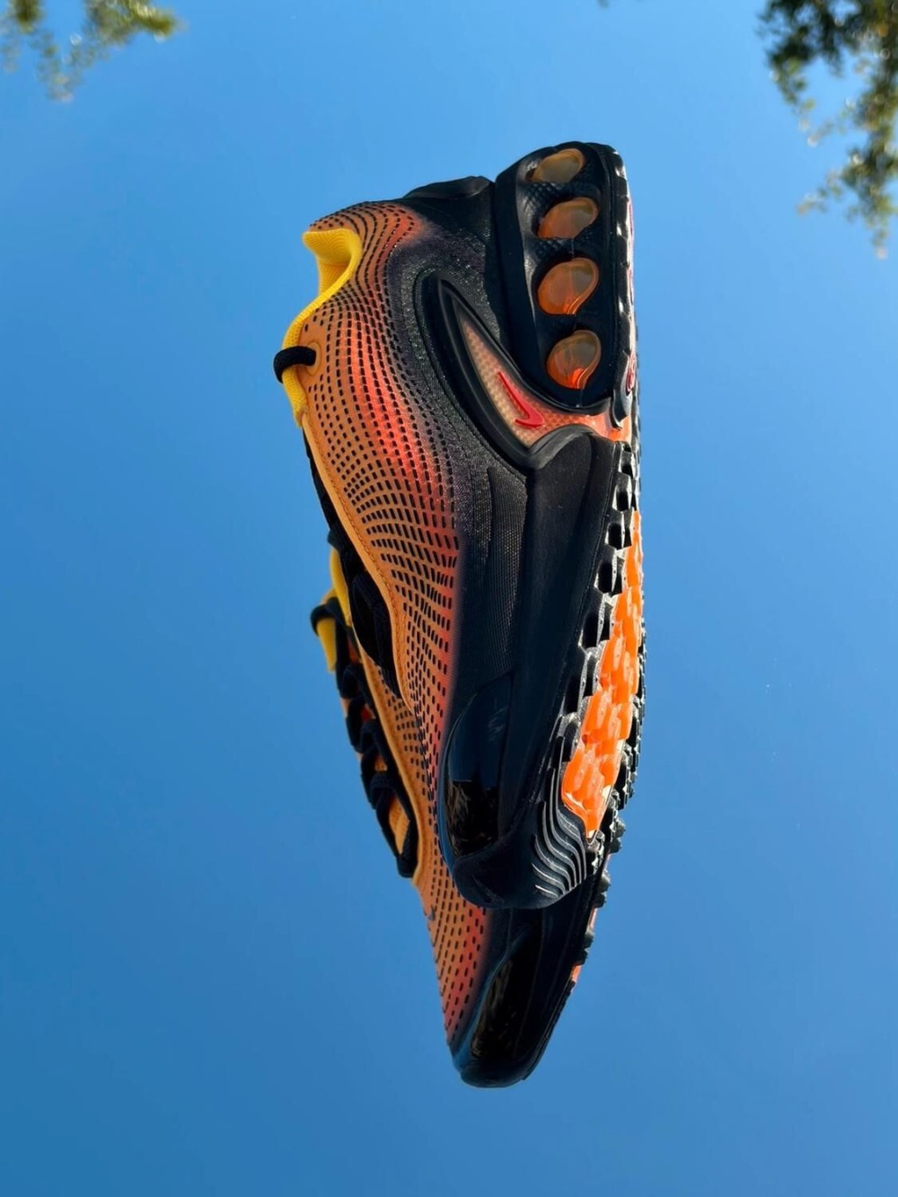 Nike Air Max DN Laser Orange - EU 39