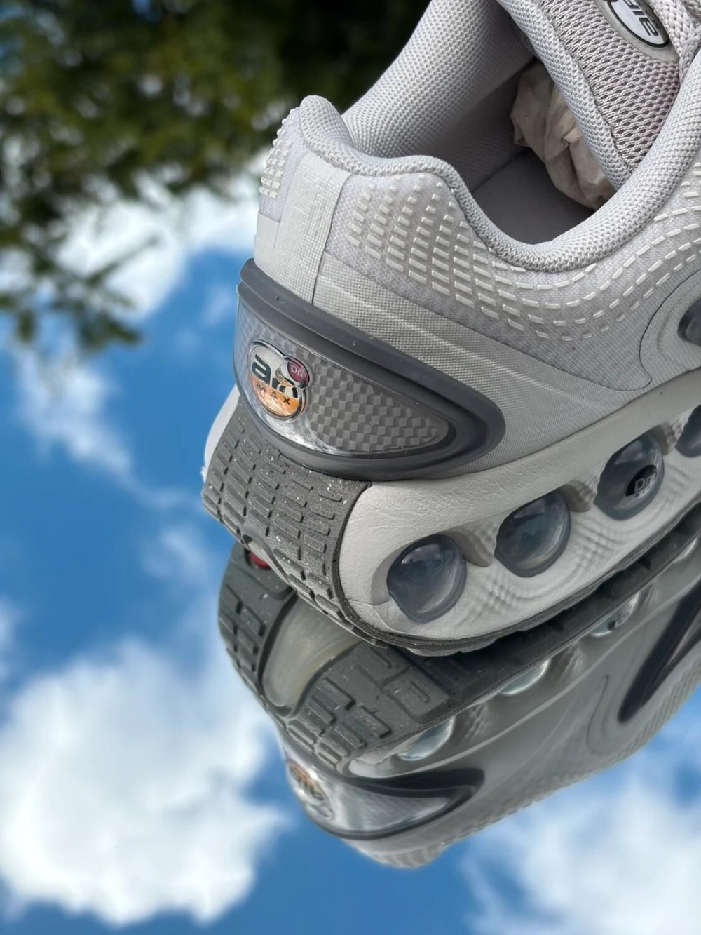 Nike Air Max DN Light Smoke Grey - EU 39