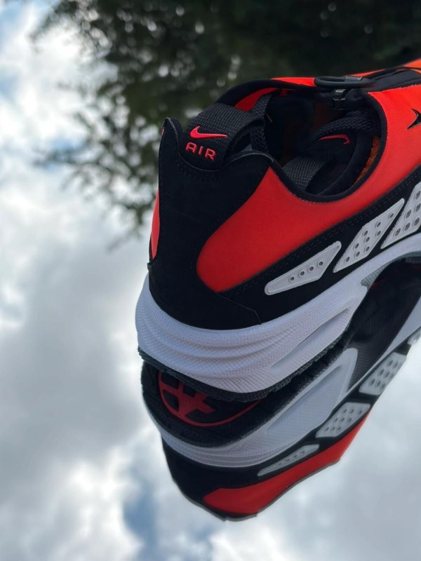 Nike Air Max SNDR Bright Crimson Black - EU 38 2