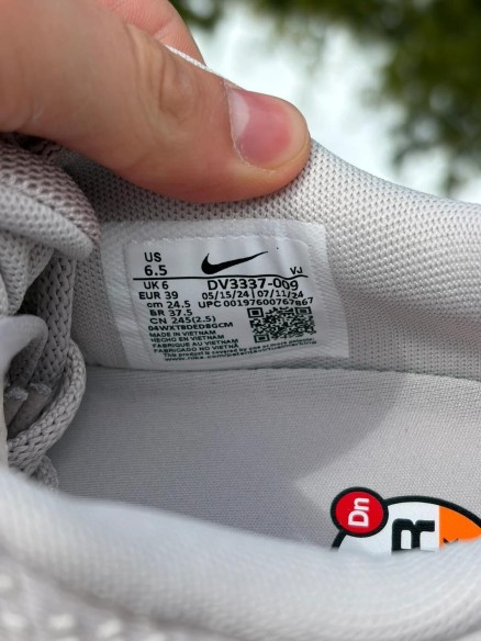 Nike Air Max DN Light Smoke Grey - EU 39