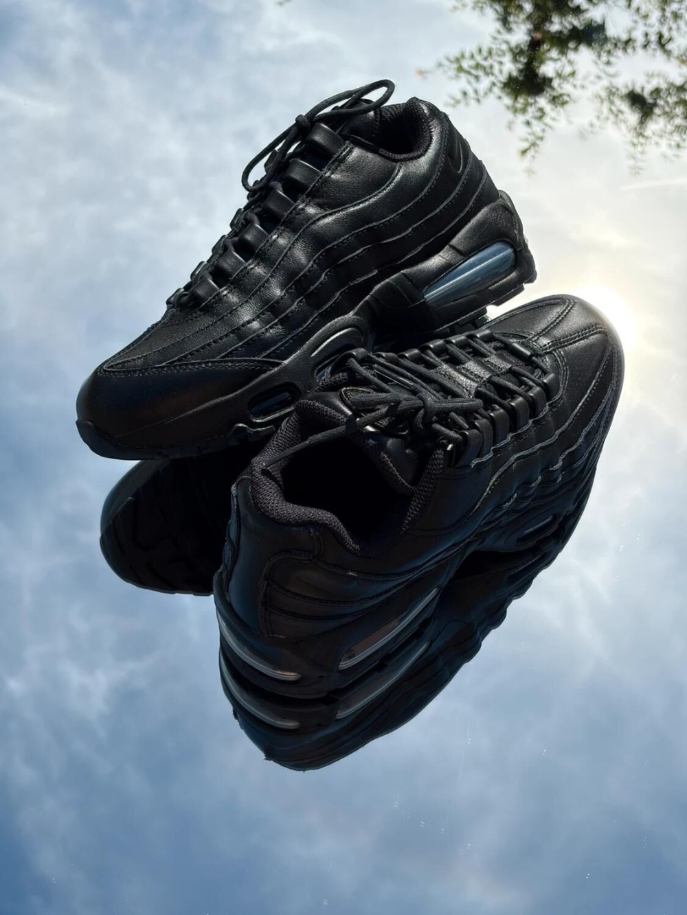 Nike Air Max 95 Black Leather - EU 38,5