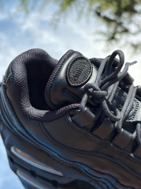 Nike Air Max 95 Black Leather - EU 38,5 2