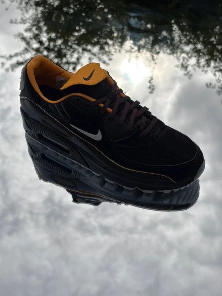 Nike Air Max 90 SE Black White Gold Leaf Pear - EU 39