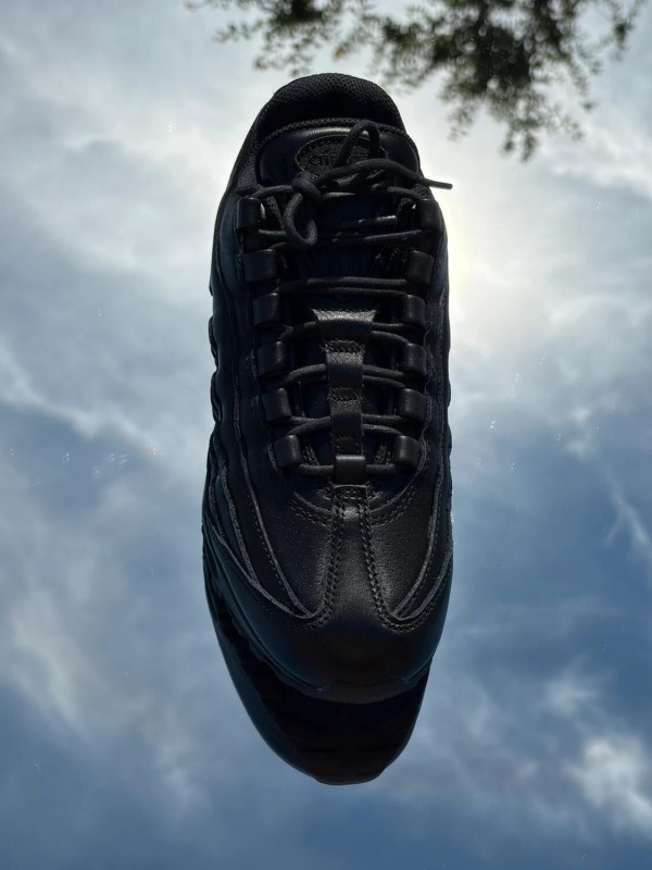 Nike Air Max 95 Black Leather - EU 38,5 2