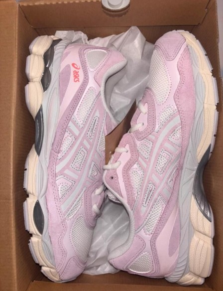 Asics gel nyc cream rose water taille 49