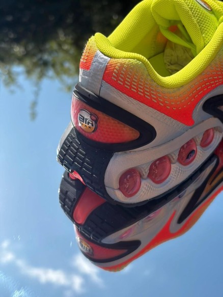 Nike Air Max DN SE Cyber Black Bright Crimson Grey - EU 39