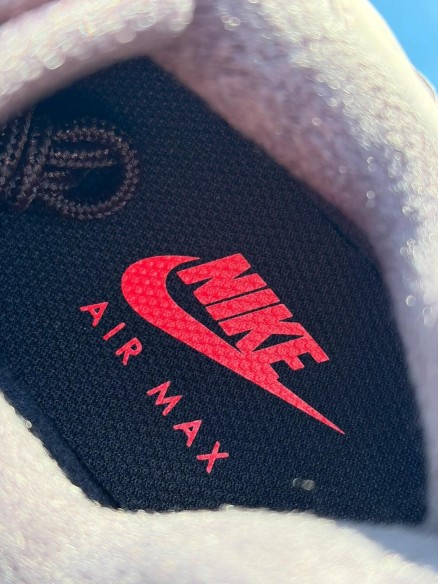 Nike Air Max 95 Black Bright Crimson - EU 38,5