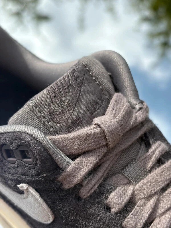 Nike Air Max 1 PRM Crepe Soft Grey Neutral Grey - EU 36 2