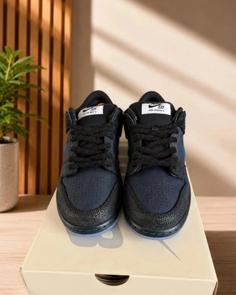 Nike SB Dunk Low Blue Tile - EU 44