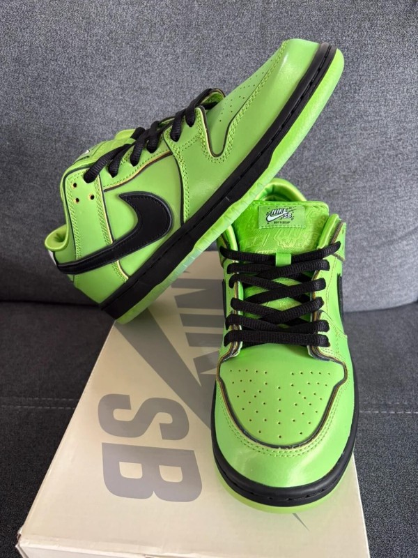 Nike SB Dunk Low Powerpuff Buttercup - EU 42