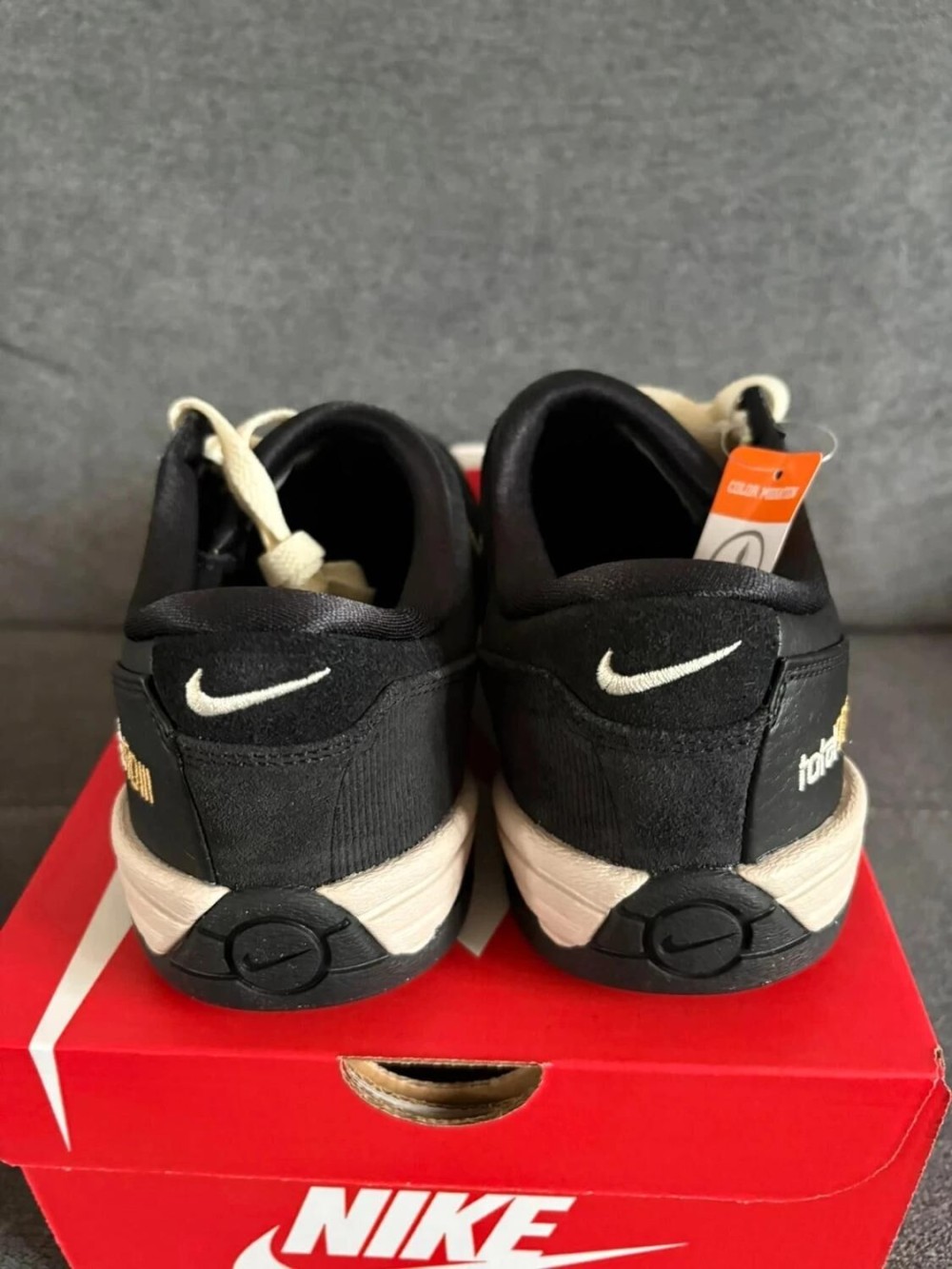 Nike Total 90 Black - EU 42