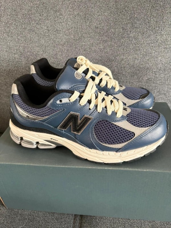 New Balance 2002R - EU 38,5 2
