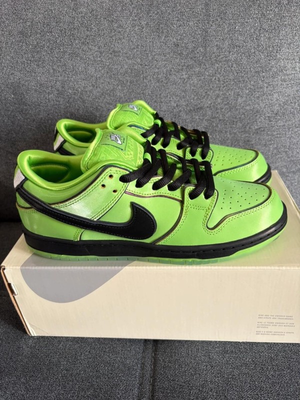 Nike SB Dunk Low Powerpuff Buttercup - EU 42 2