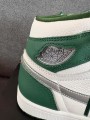 Jordan 1 Gorge Green - EU 40