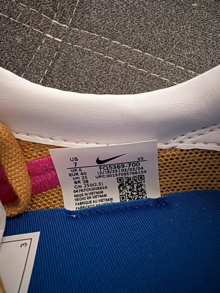 Nike LD-1000 Stüssy Wheat Gold / Pink Blast - EU 40