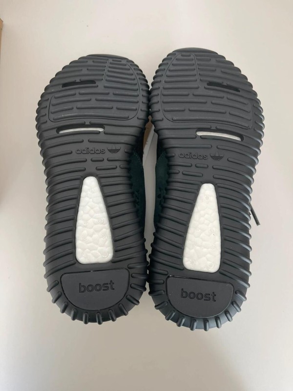 Adidas Yeezy 350 - EU 43 2