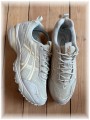 Asics 1090 V2 beige - EU 44