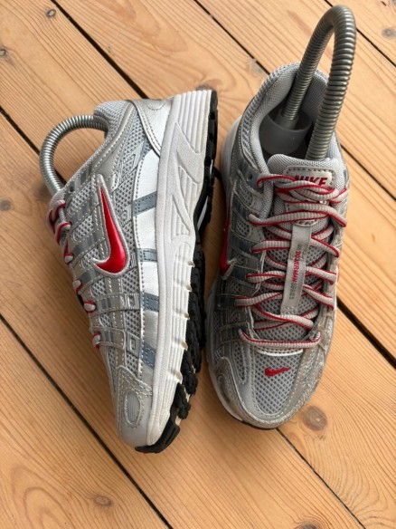 Nike p-6000 Silver Red - EU 32