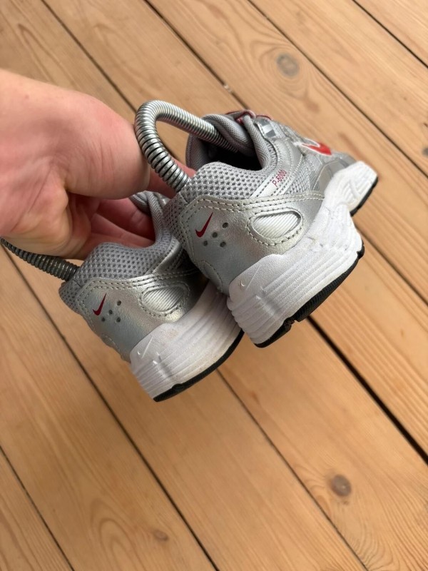 Nike p-6000 Silver Red - EU 32 2