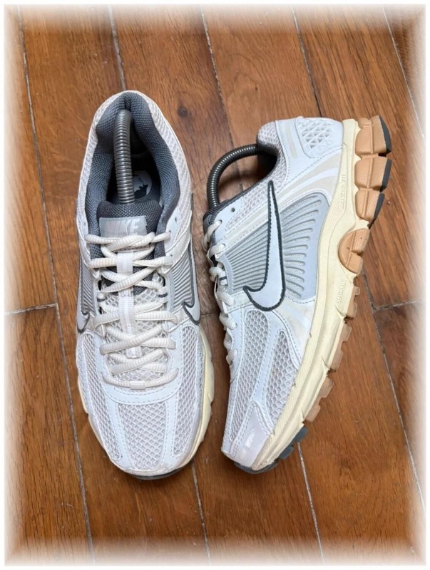 Nike vomero 5 Grey - EU 42