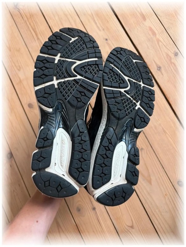 New balance 2002r black - EU 42 2