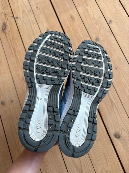 Nike p-6000 Silver - EU 37,5
