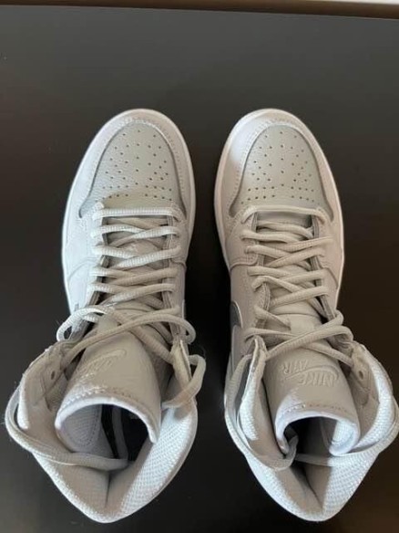 Air Jordan 1 Retro High CO Japan Neutral Grey (2020)