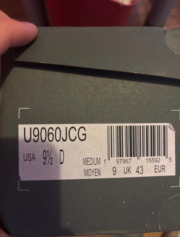 New Balance 9060 concrete grey taille 43 2