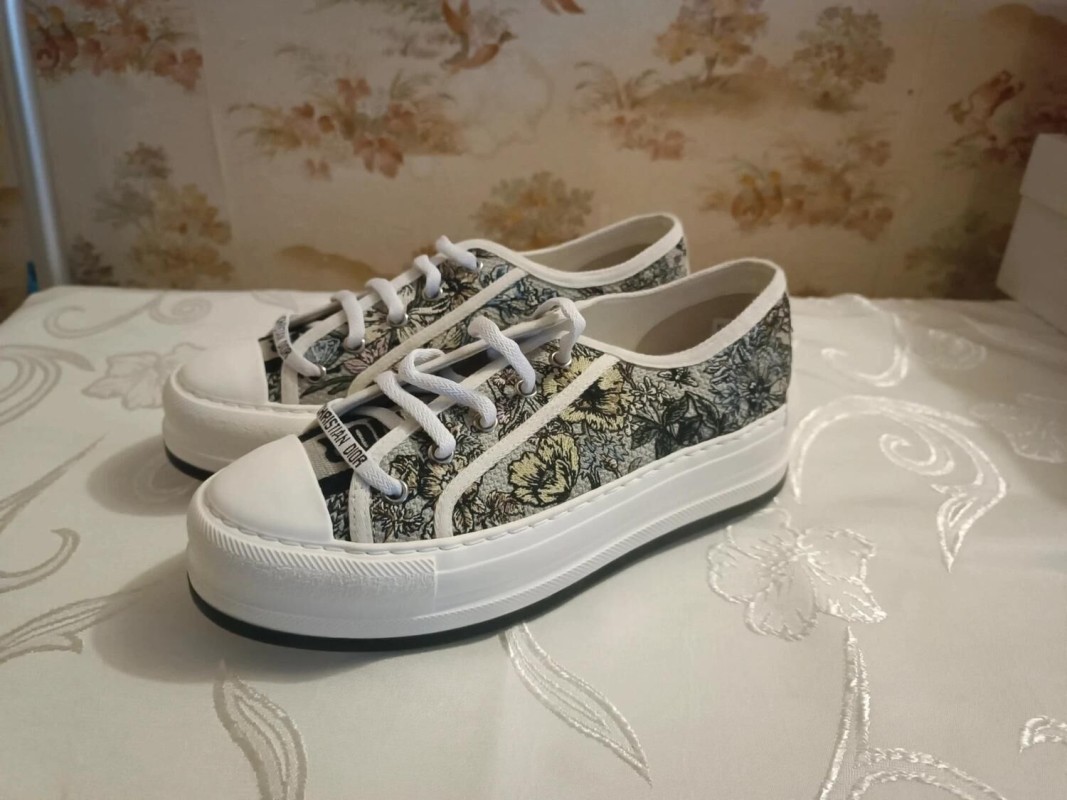 Dior Walk’n’Dior en toile brodée - EU 37