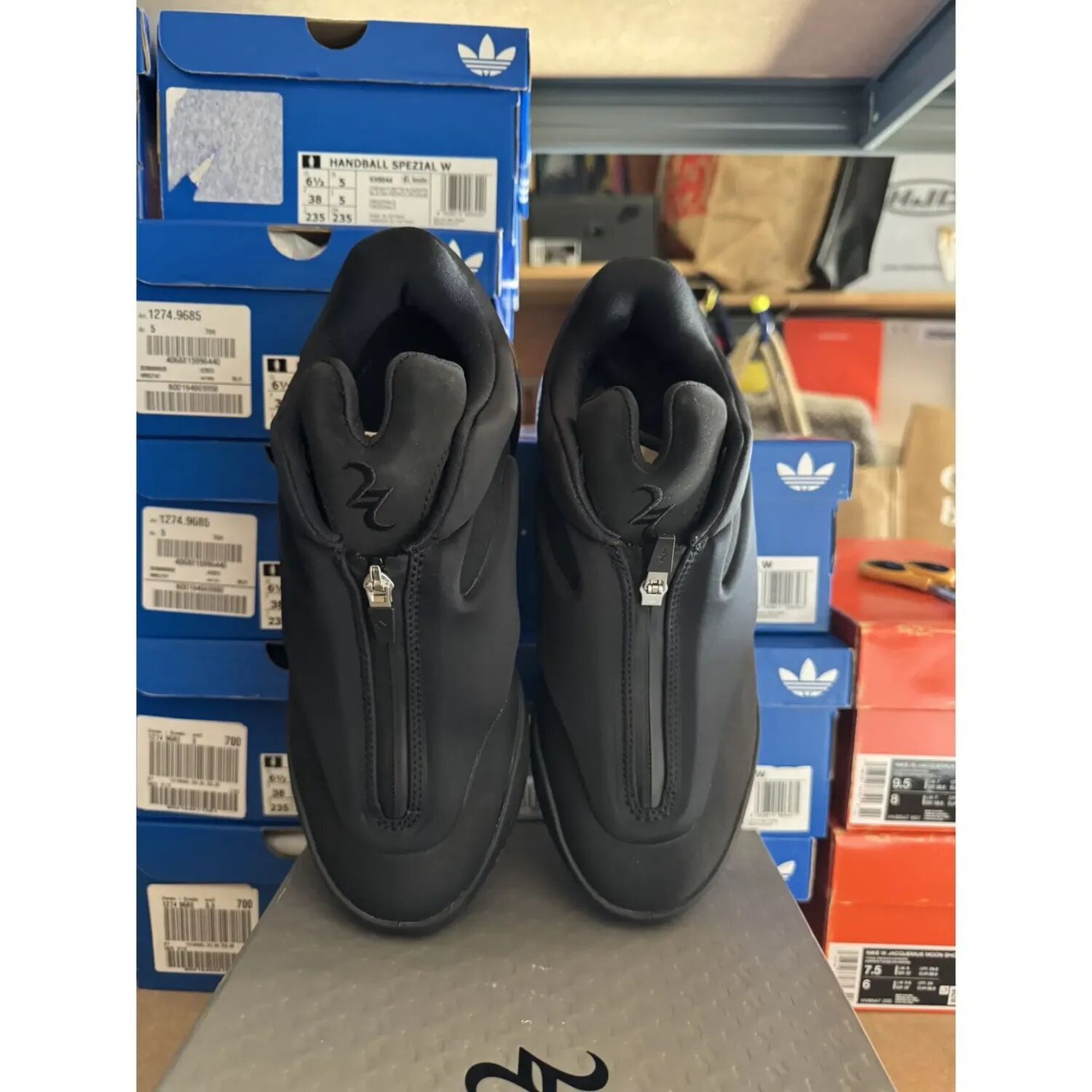 Converse SHAI 001 Charm Black - EU 40,5