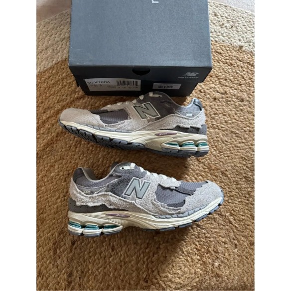 New Balance 2002R Protection Pack Rain Cloud - EU 42
