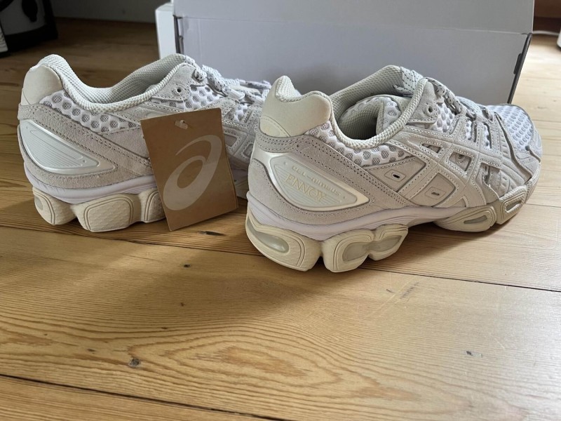 ENNOY X Asics Gel-Nimbus 9 White/Cream