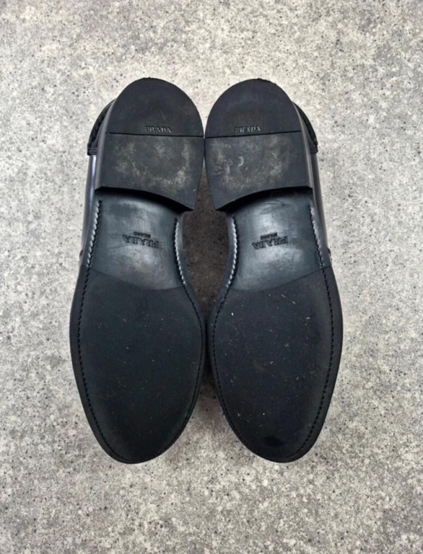 Mocassins Prada Two Tone Brushed Leather Loafers taille 42,5 2