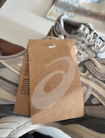 Asics gel nyc oyster grey cream taille 45