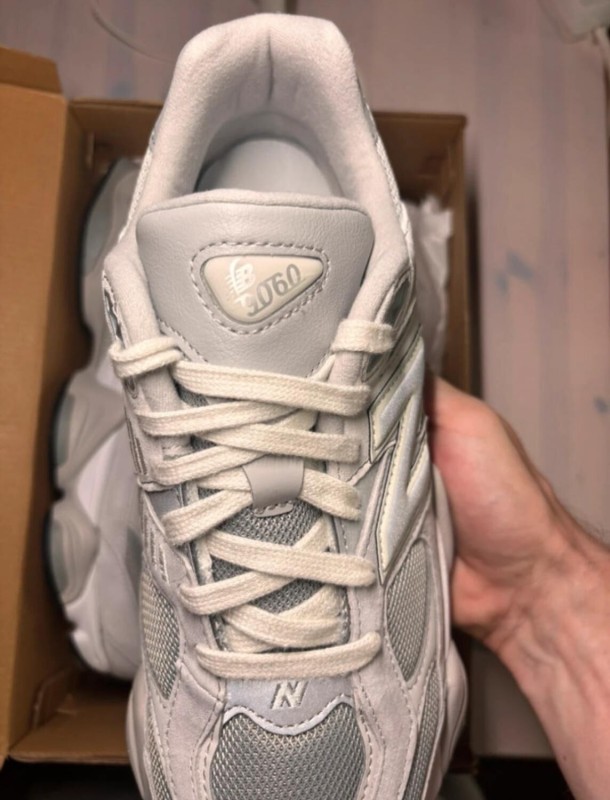 New Balance 9060 concrete grey taille 38 2