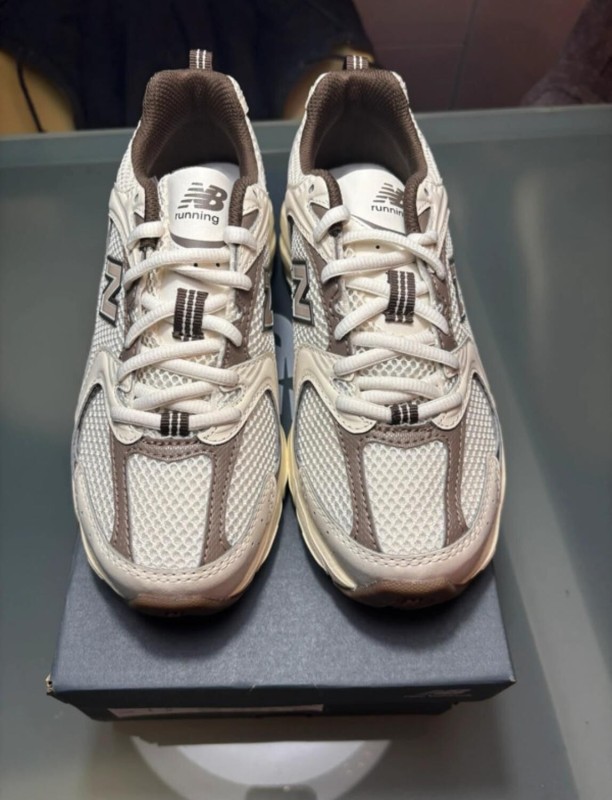 New Balance 530 Chocolate Cream White Taille 38 2