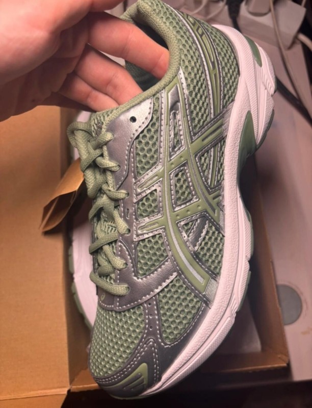 Asics 1130 swamp green pure silver taille 40 2