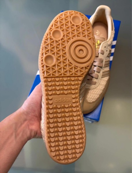 adidas samba OG sand strata taille 40,5