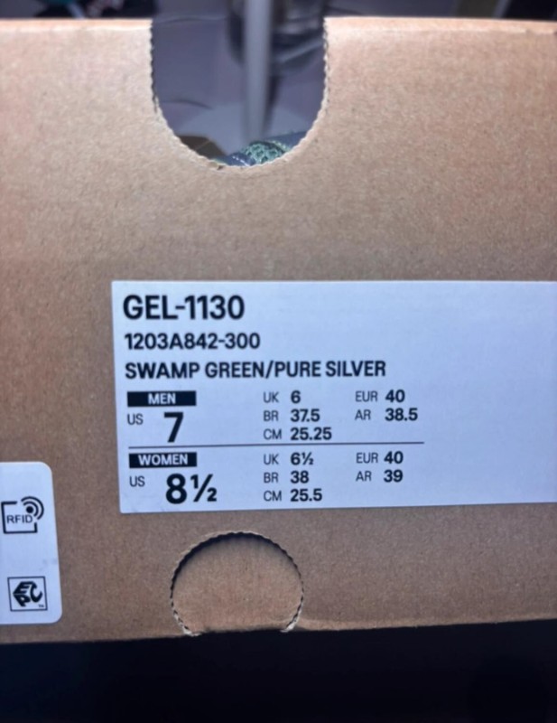 Asics 1130 swamp green pure silver taille 40 2