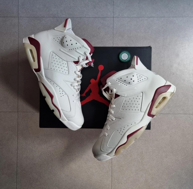 Jordan 6 "Maroon" 2015