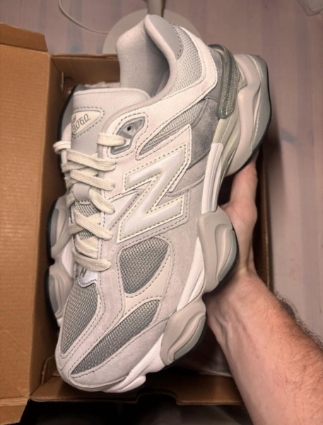New Balance 9060 concrete grey taille 40
