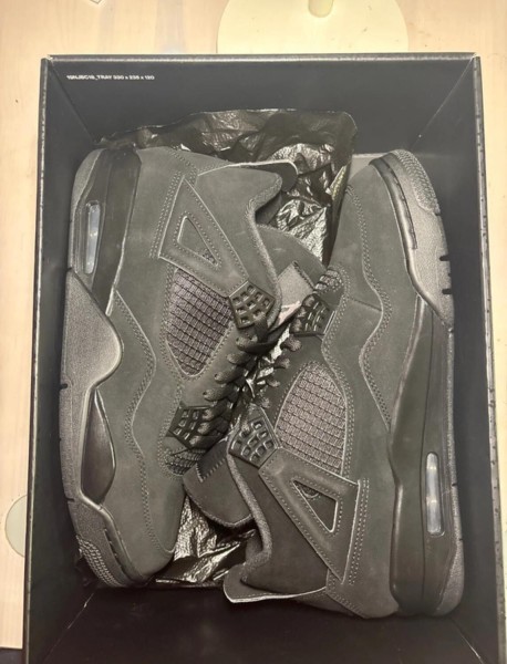 Jordan 4 black cat (2020) taille 42,5