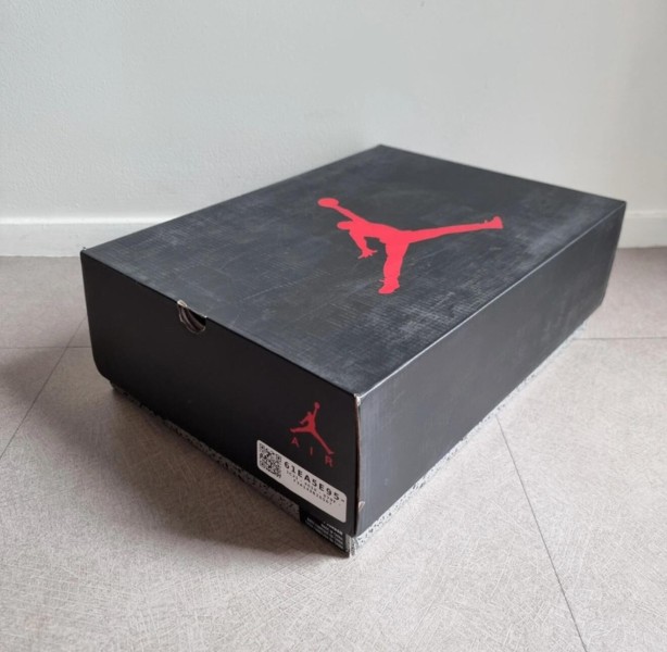 Jordan 6 "Maroon" 2015